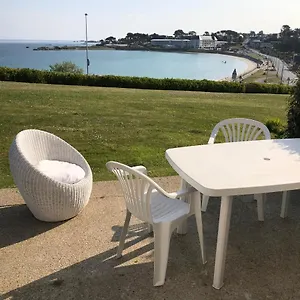 Vue Sur Piscine Trévou-Tréguignec